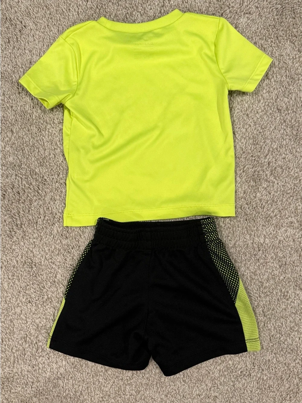 Nike Baby Boy 12M Athletic Clothes Lot 6 Piece Shirts Shorts